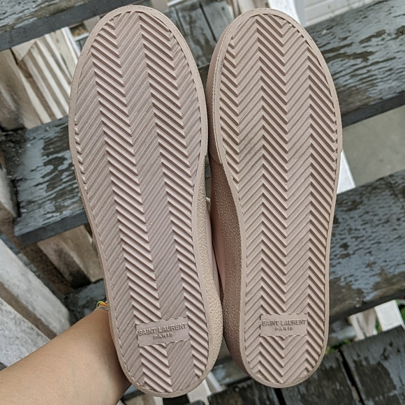 Saint Laurent Calfskin Signature Court Sneakers - Picture 4 of 7